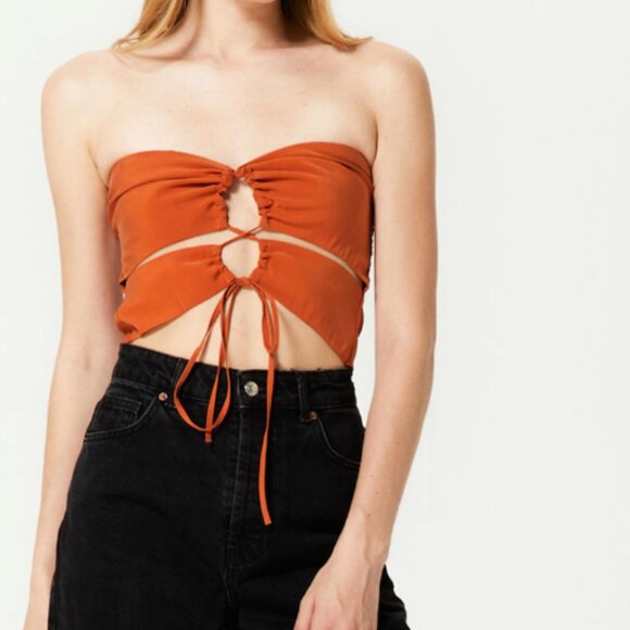 Iamnotbasic Rowena Top - Picture 3 of 9